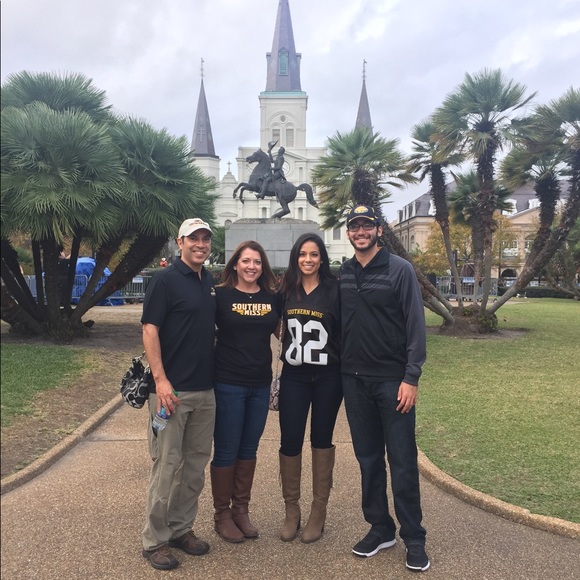 Meet your Posher, Jennifer - Picture 5 of 8